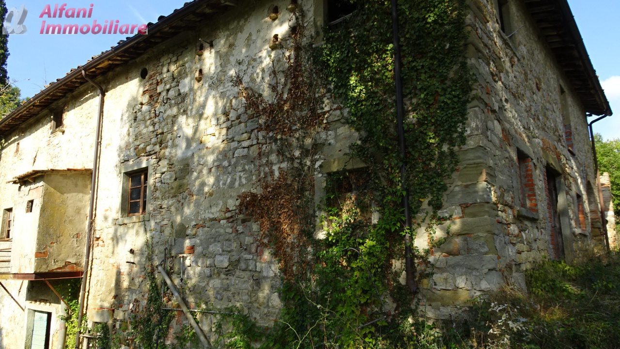 Cascina/Casale/Masseria in vendita a Poppi