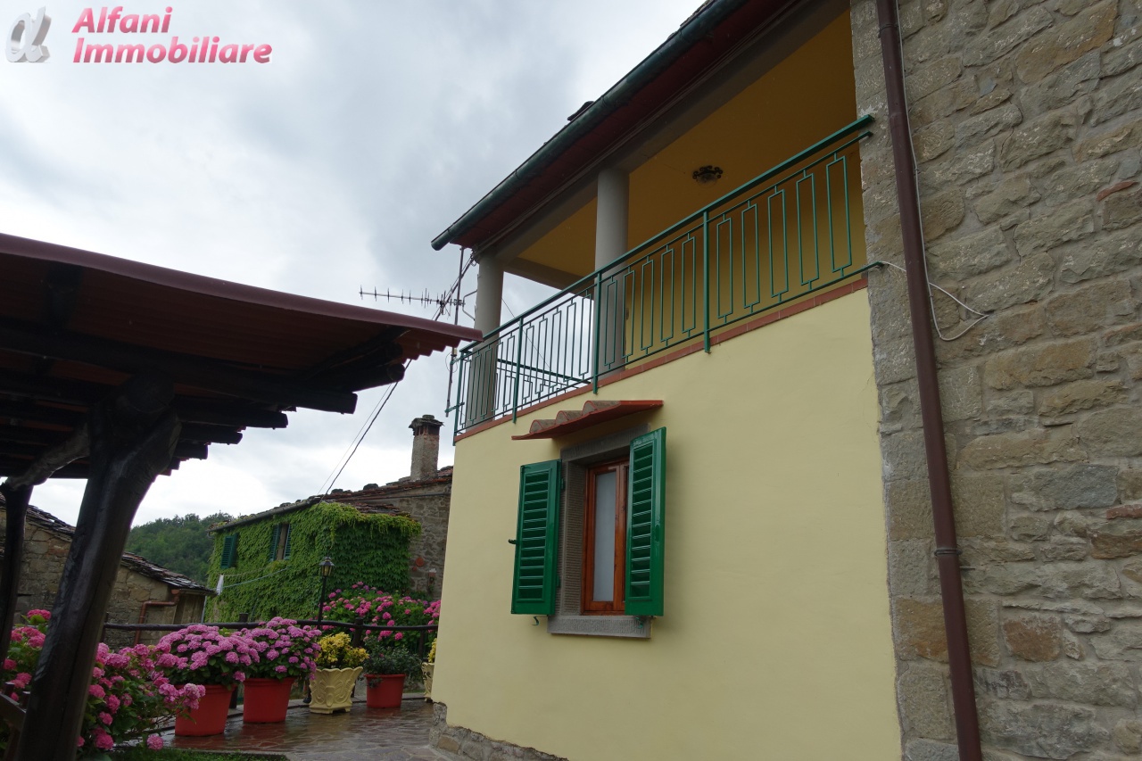 Stabile/Palazzo in vendita a Castel San Niccol