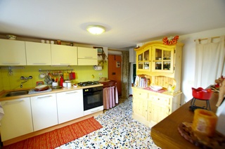 Stabile/Palazzo in vendita a Castel San Niccol