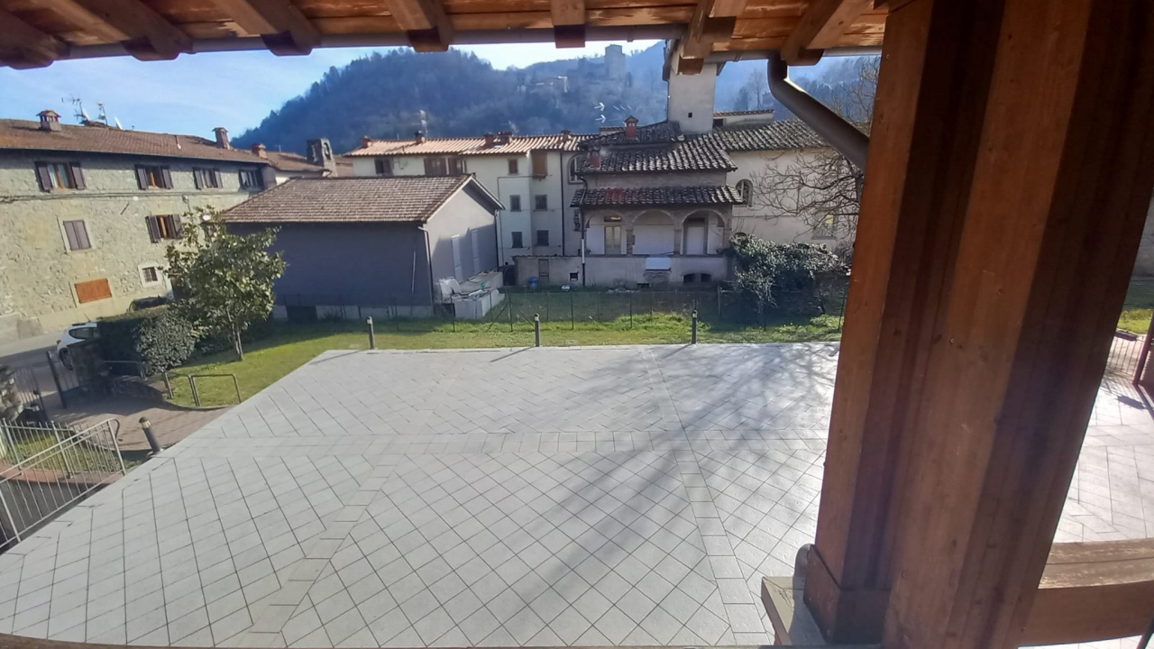 Stabile/Palazzo in vendita a Castel San Niccol