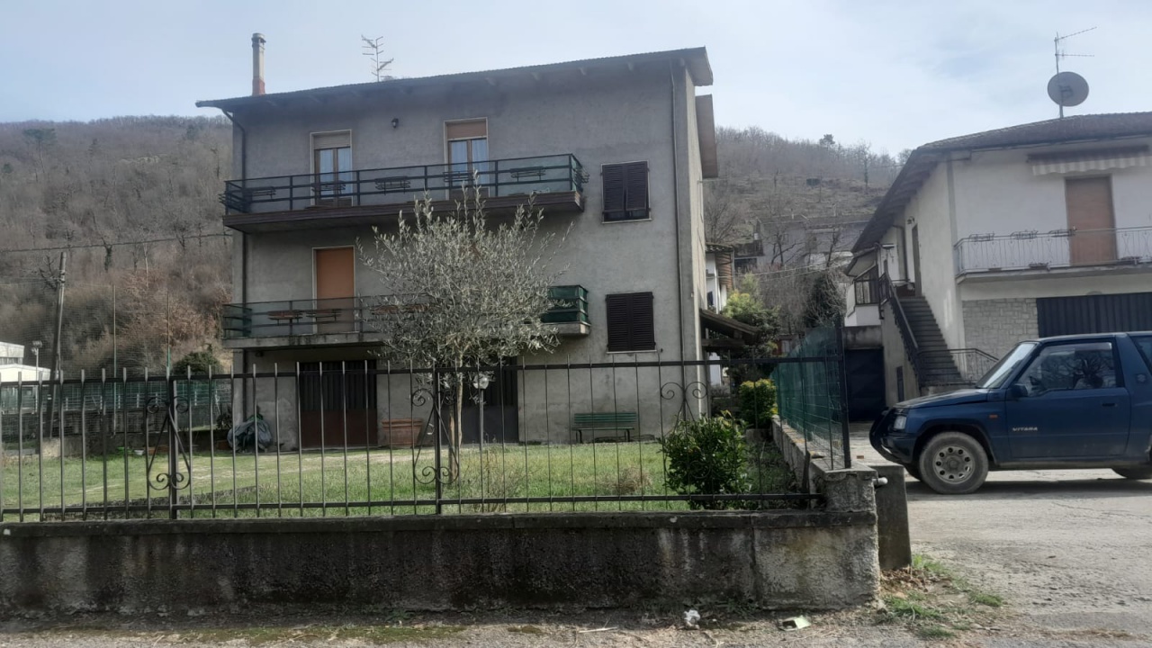 Appartamento in vendita a Talla