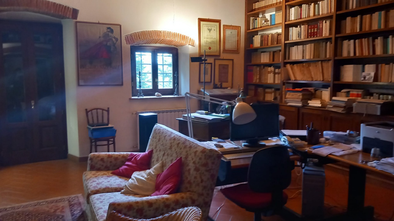 Cascina/Casale/Masseria in vendita a Subbiano