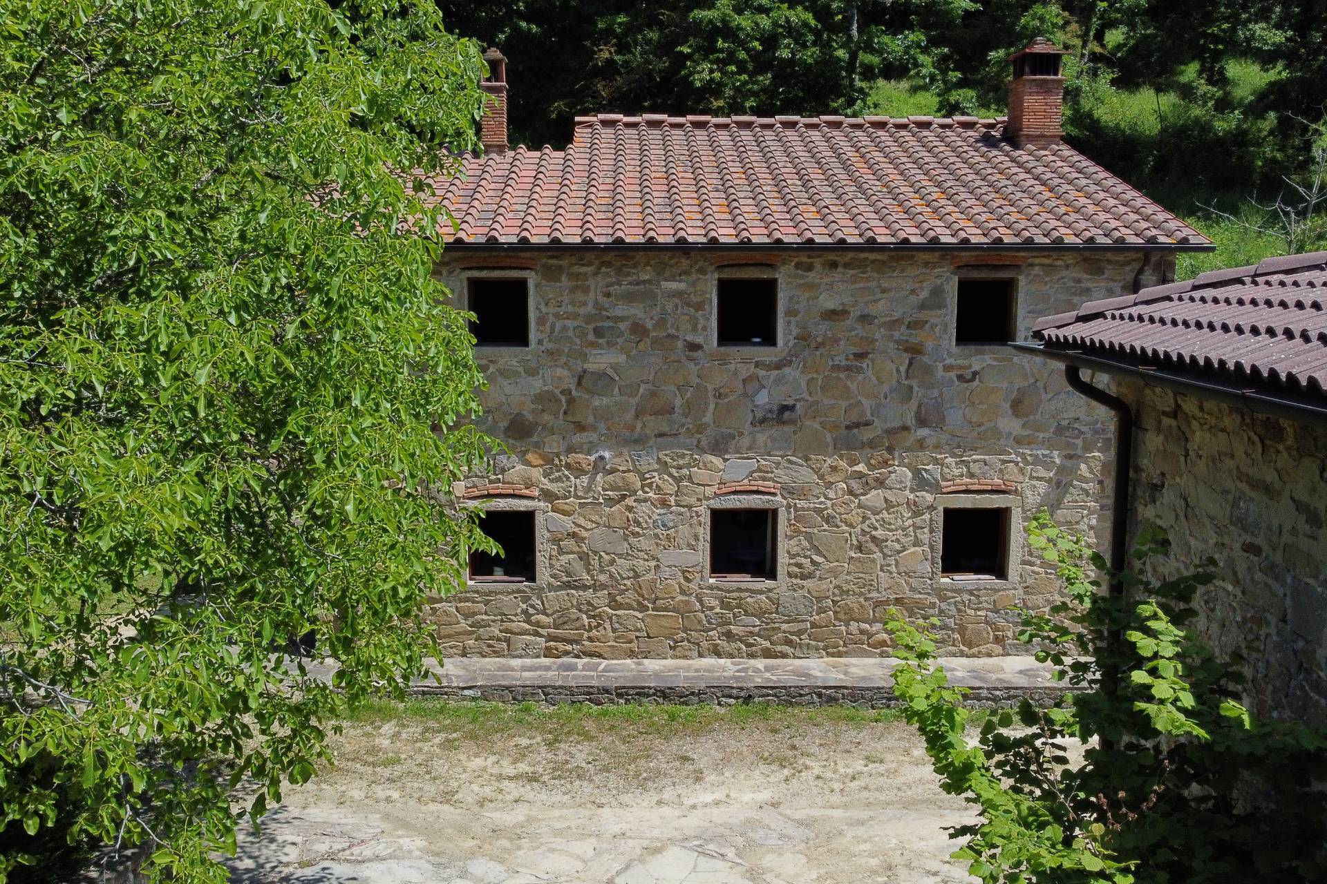 Casa singola in vendita a Londa, Croce a Mori (Valico)