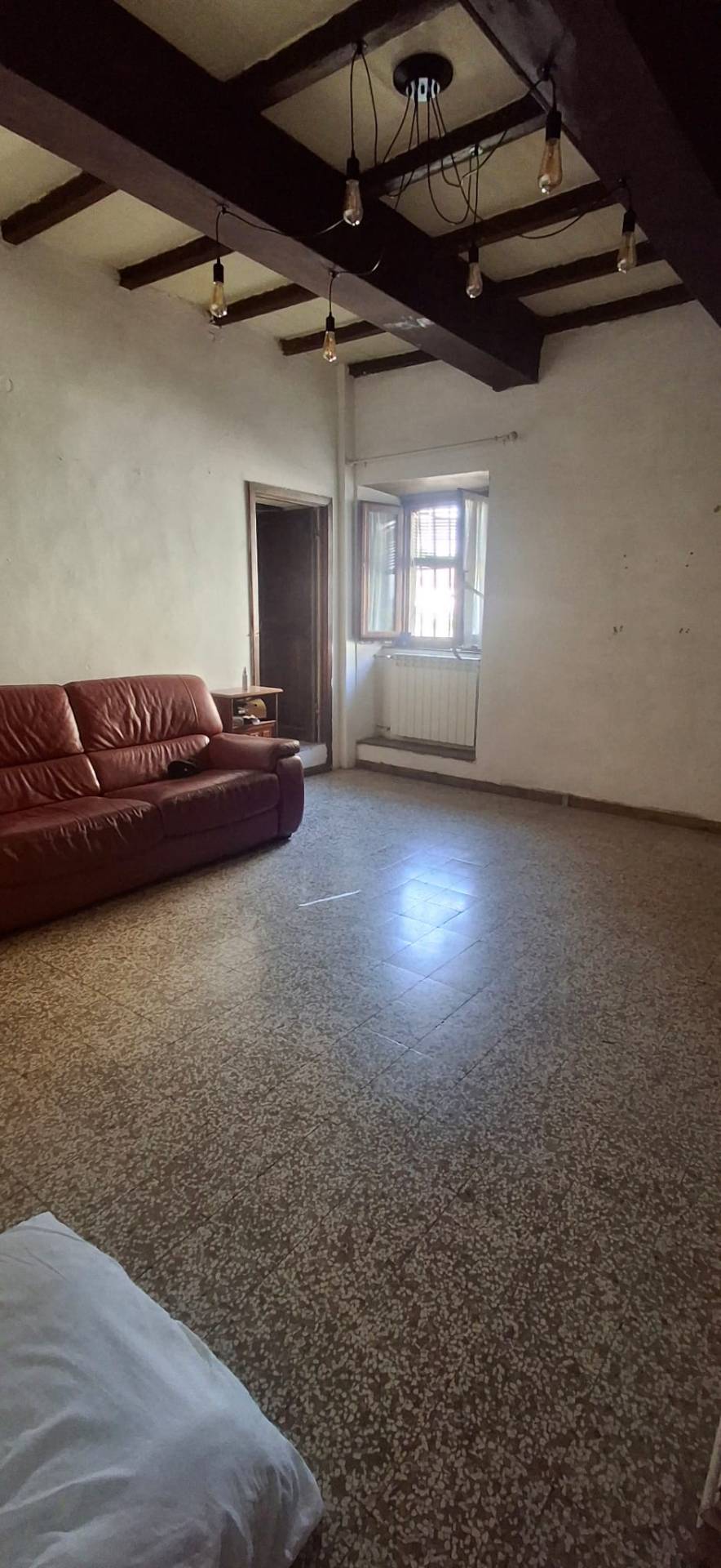 Appartamento indipendente in vendita a Castel Focognano, Rassina (capoluogo)