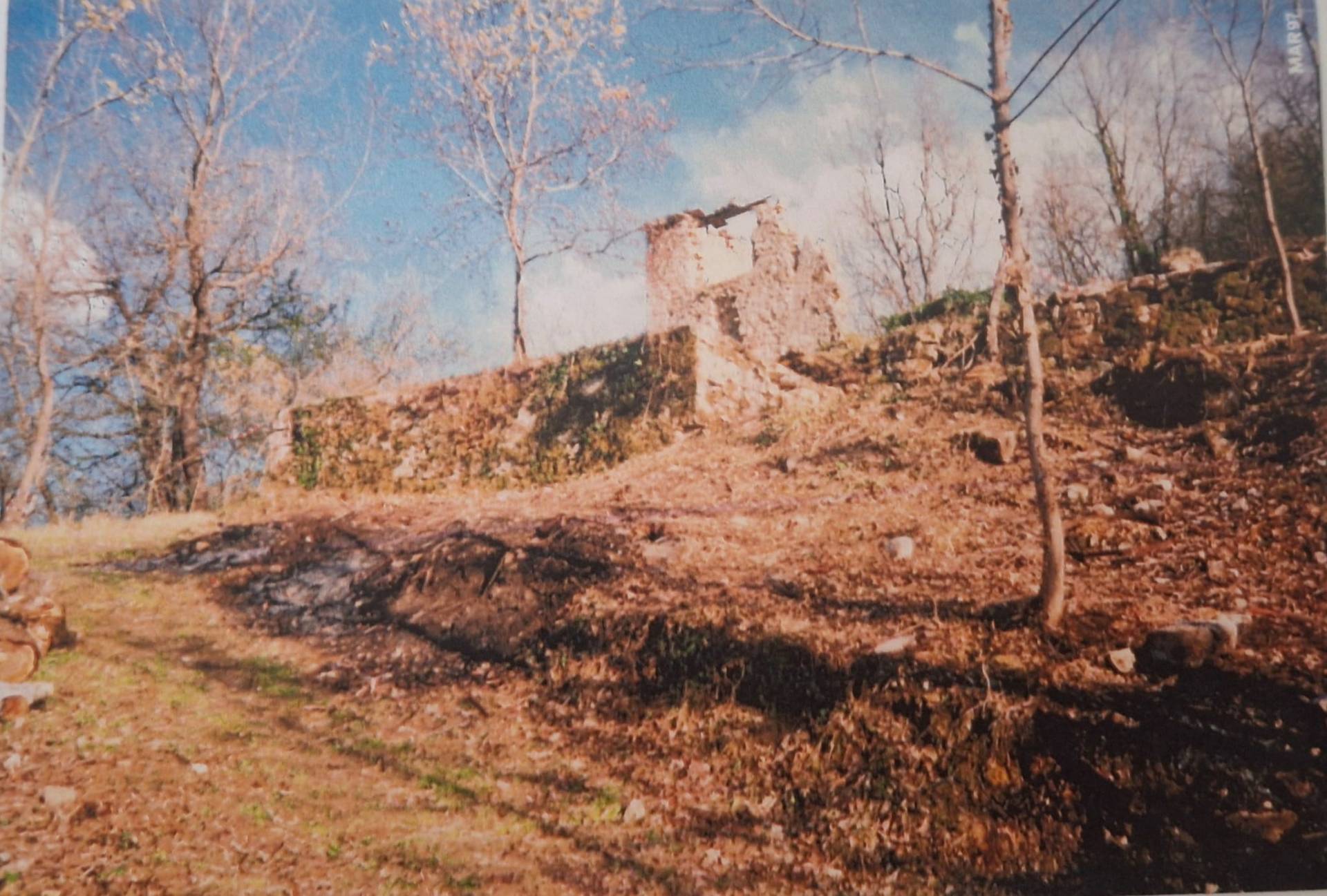 Terreno edificabile in vendita a Ortignano Raggiolo, San Piero in Frassino