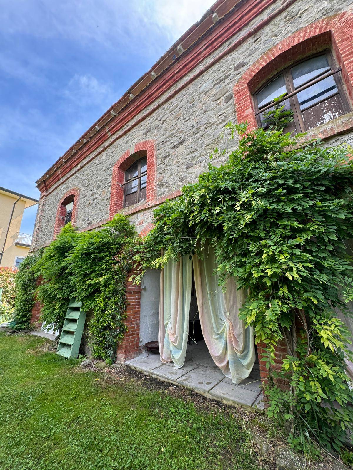 Cascina/Casale/Masseria in vendita a Bibbiena, Soci