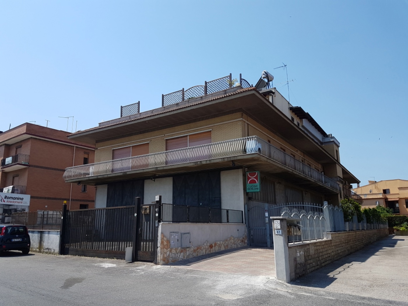 Monolocale arredato in affitto a Roma