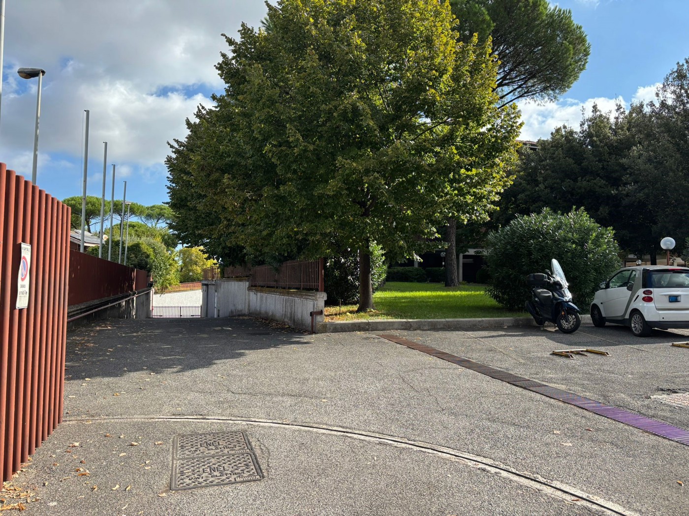 Box/Garage 18mq in affitto a Roma