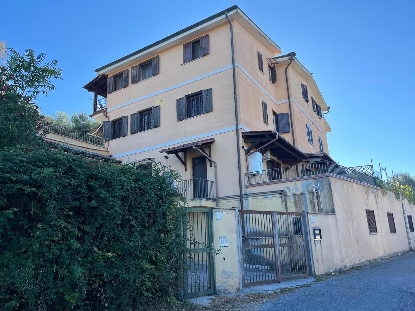 Bilocale arredato in affitto a Roma