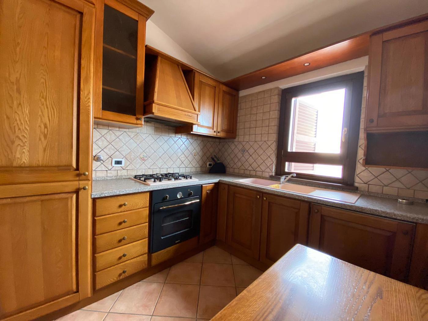 Attico arredato in affitto a Ciampino