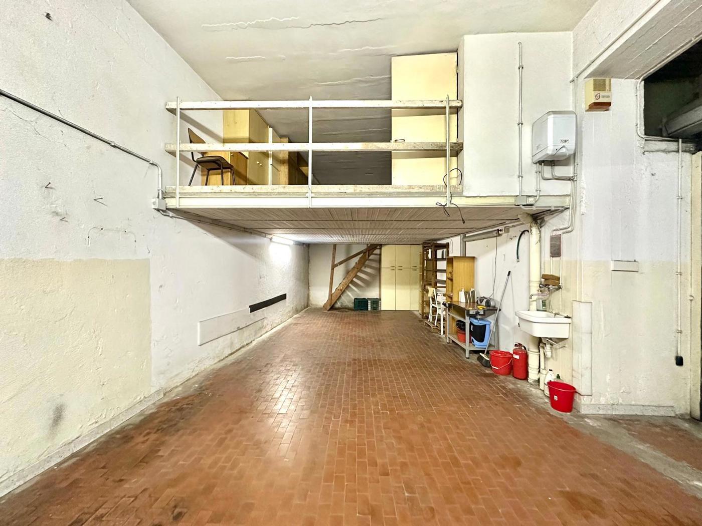 Box/Garage 45mq in affitto a Roma