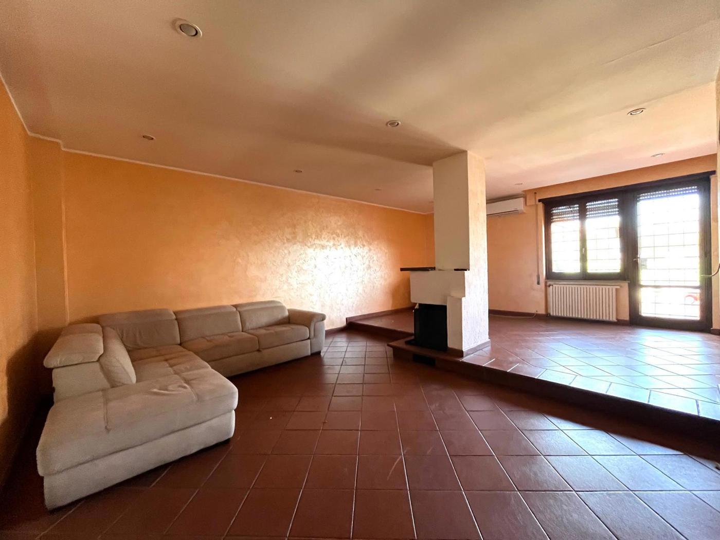 Trilocale in affitto a Roma