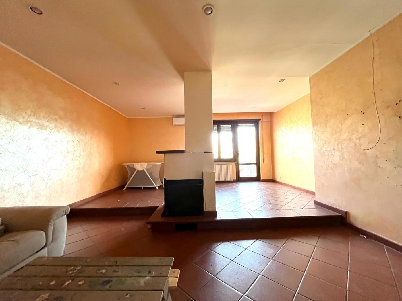 Trilocale in affitto a Roma