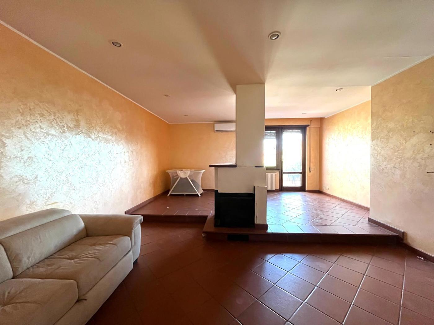 Trilocale in affitto a Roma