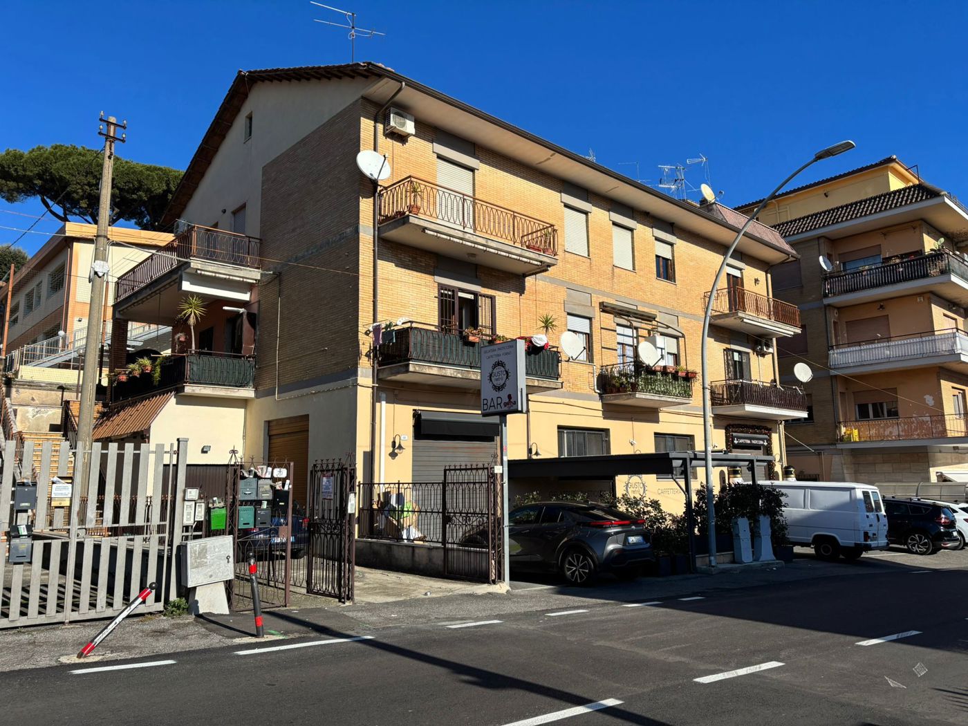 Quadrilocale da ristrutturare a Colonna