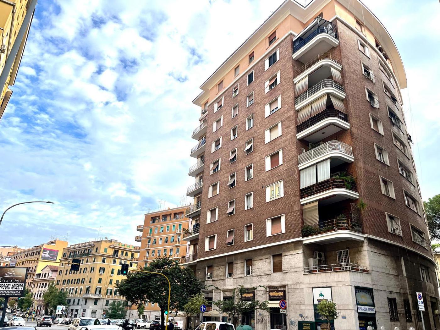 Bilocale arredato in affitto a Roma