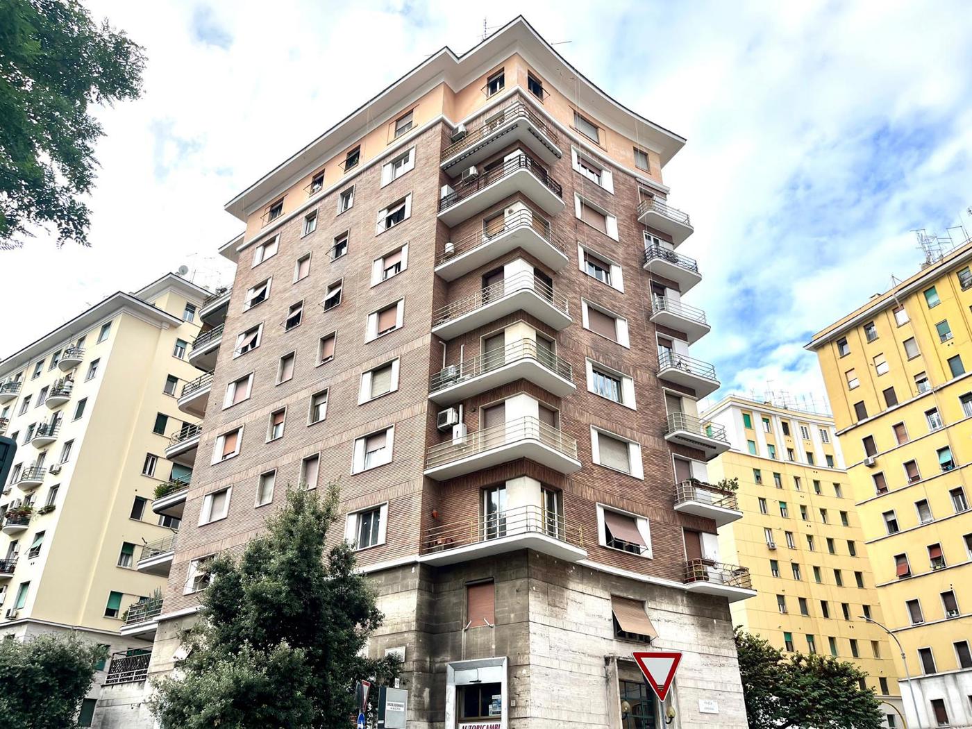 Bilocale arredato in affitto a Roma