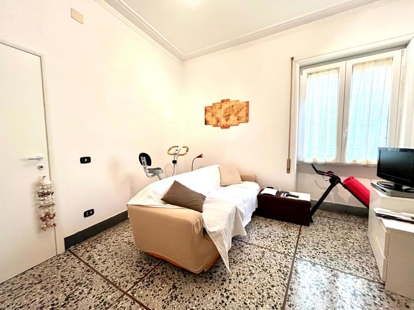 Bilocale arredato in affitto a Roma