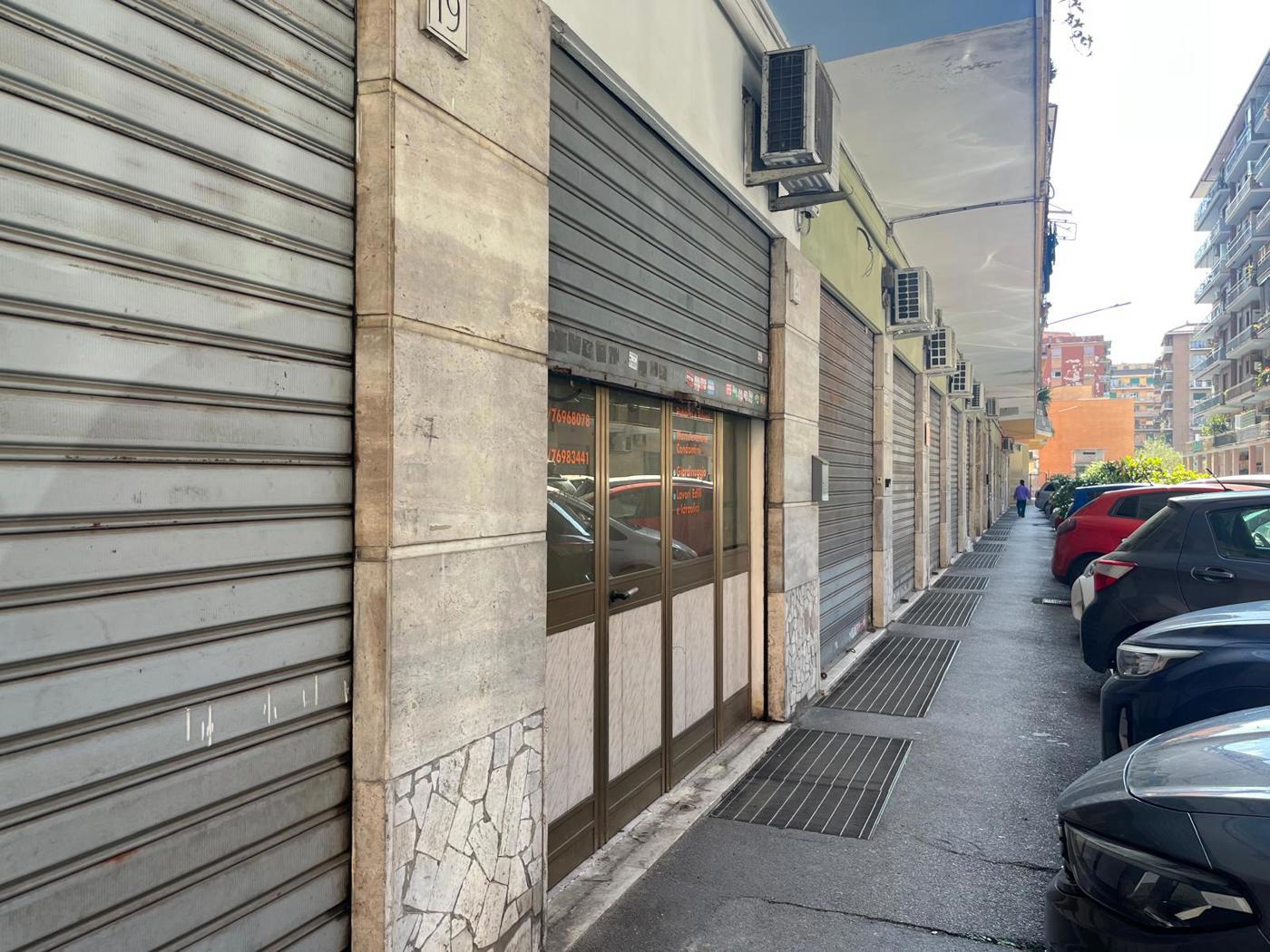 Negozio in vendita a Roma