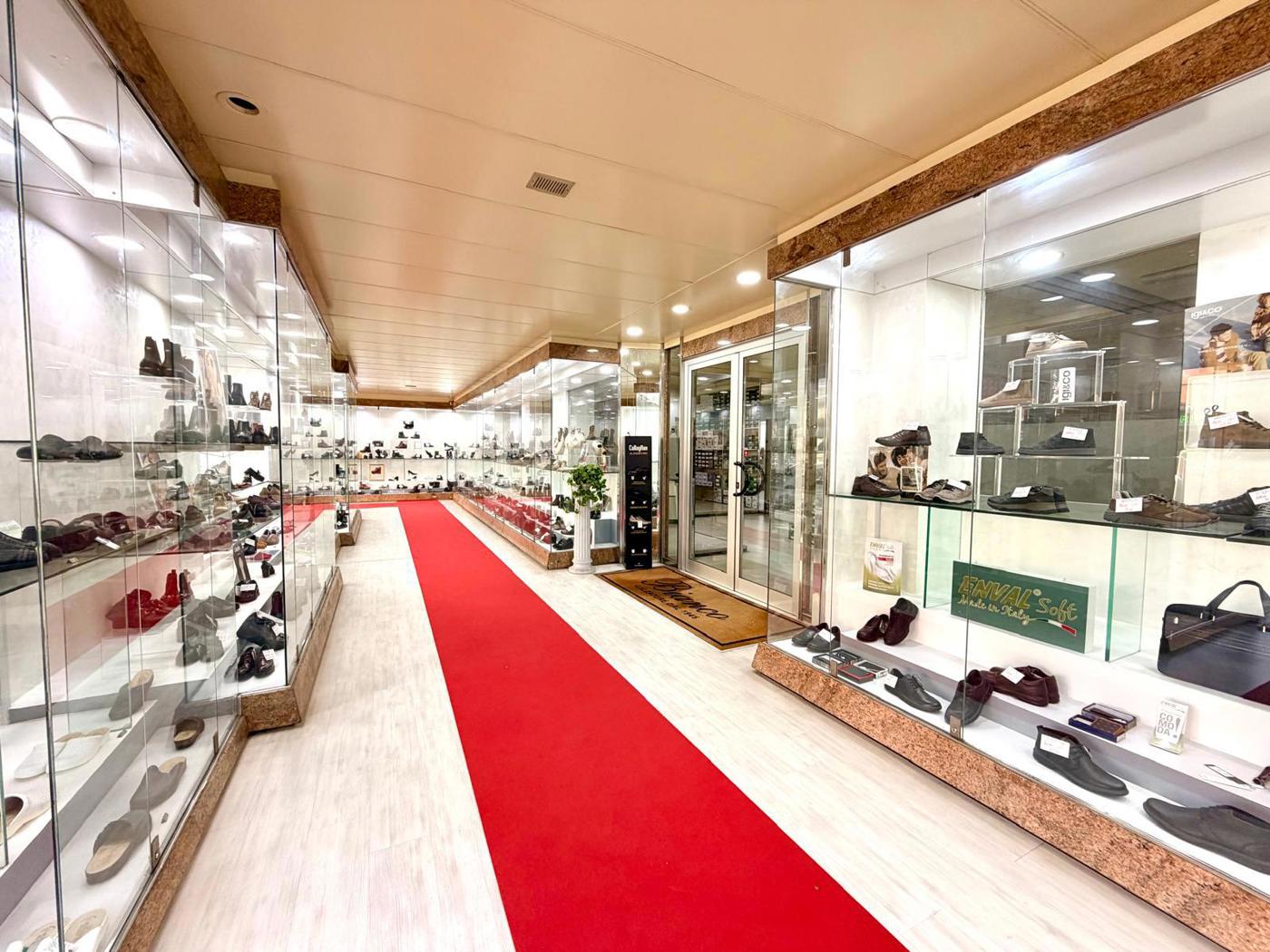 Negozio in affitto a Ciampino