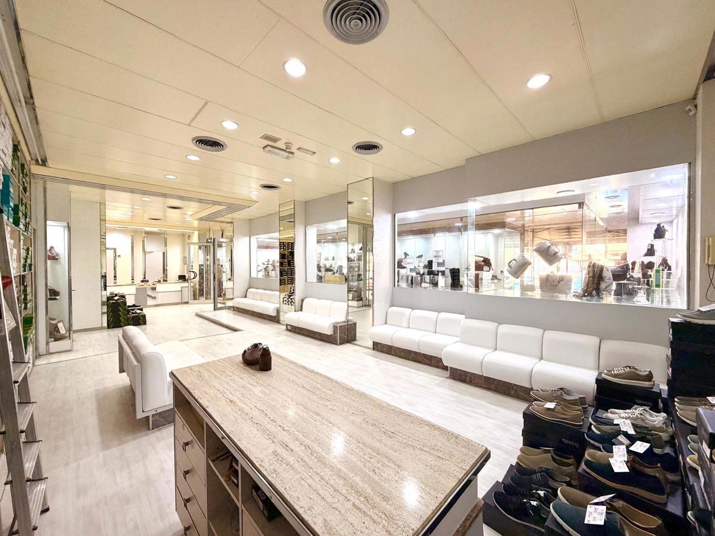 Negozio in affitto a Ciampino