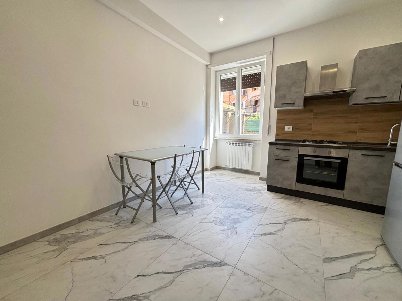 Bilocale ristrutturato a Ciampino