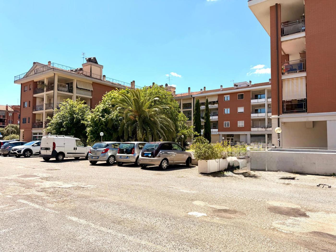 Quadrilocale in affitto a Roma