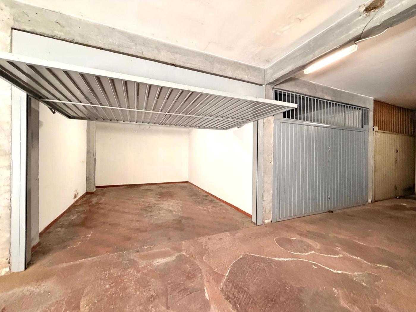 Box/Garage 18mq in affitto a Roma