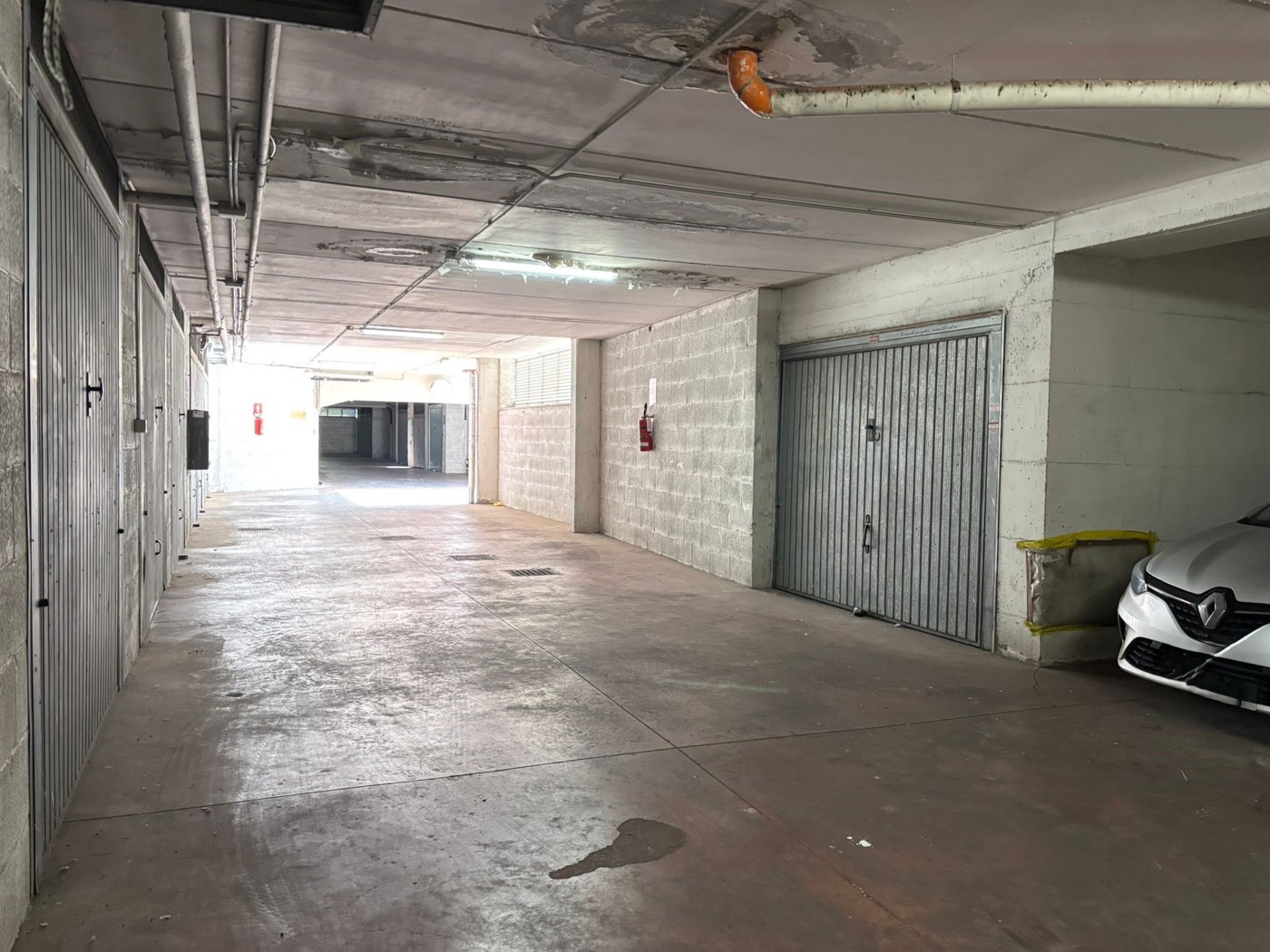 Box/Garage 25mq in affitto a Roma