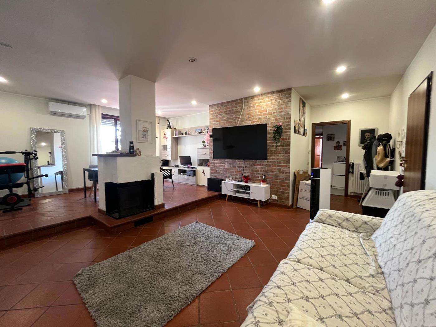 Trilocale in affitto a Roma