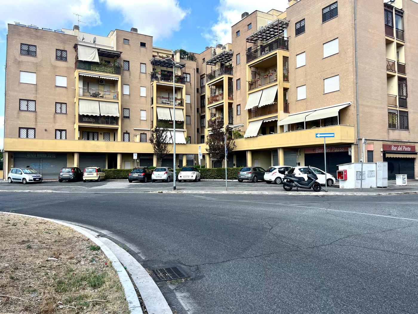 Trilocale arredato in affitto a Roma