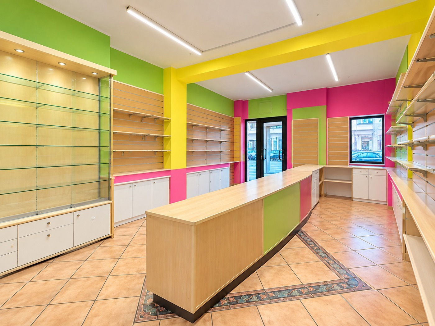 Negozio in affitto a Roma