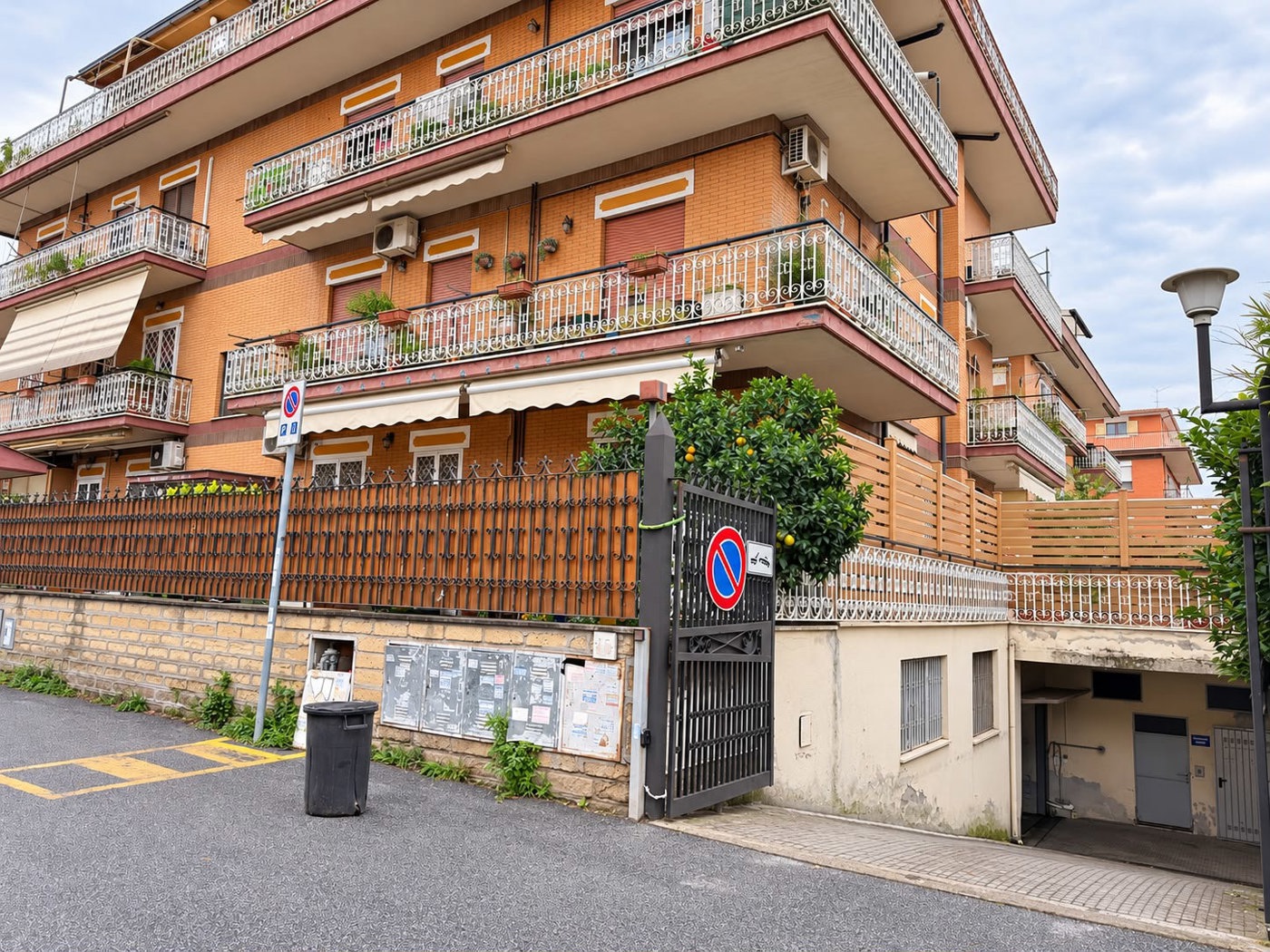 Box/Garage 6mq in affitto a Roma