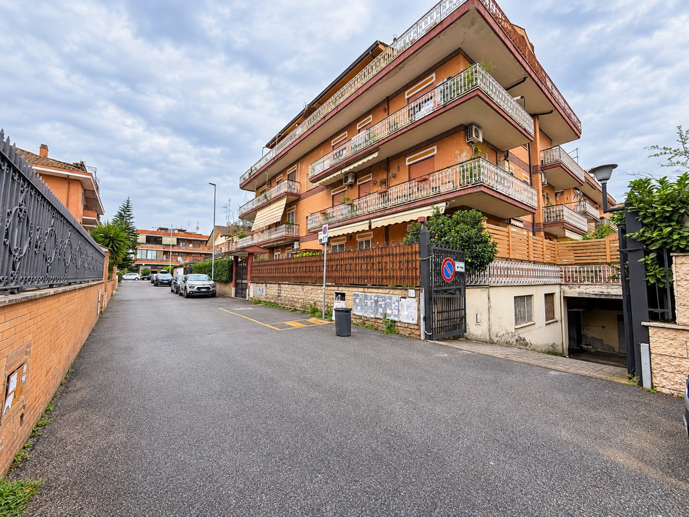 Box/Garage 6mq in affitto a Roma