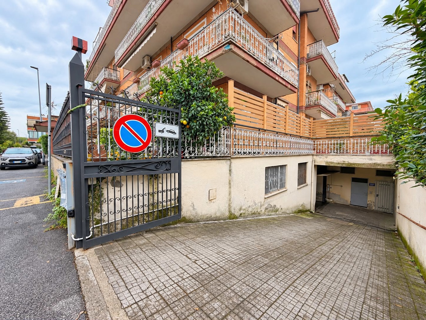 Box/Garage 6mq in affitto a Roma