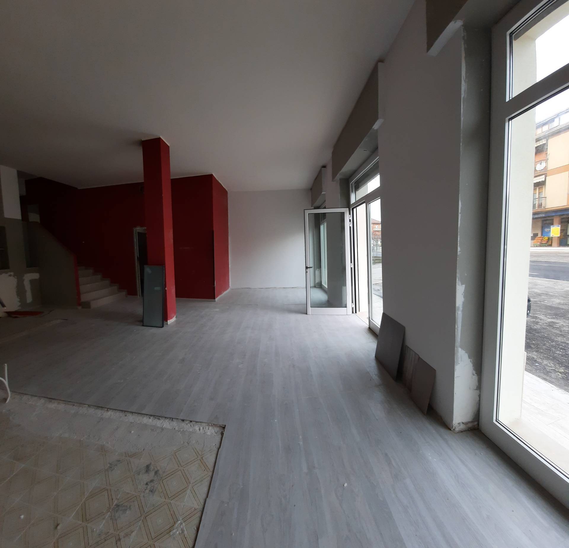 Locale commerciale in affitto a Castel di Lama, Castel di Lama Basso