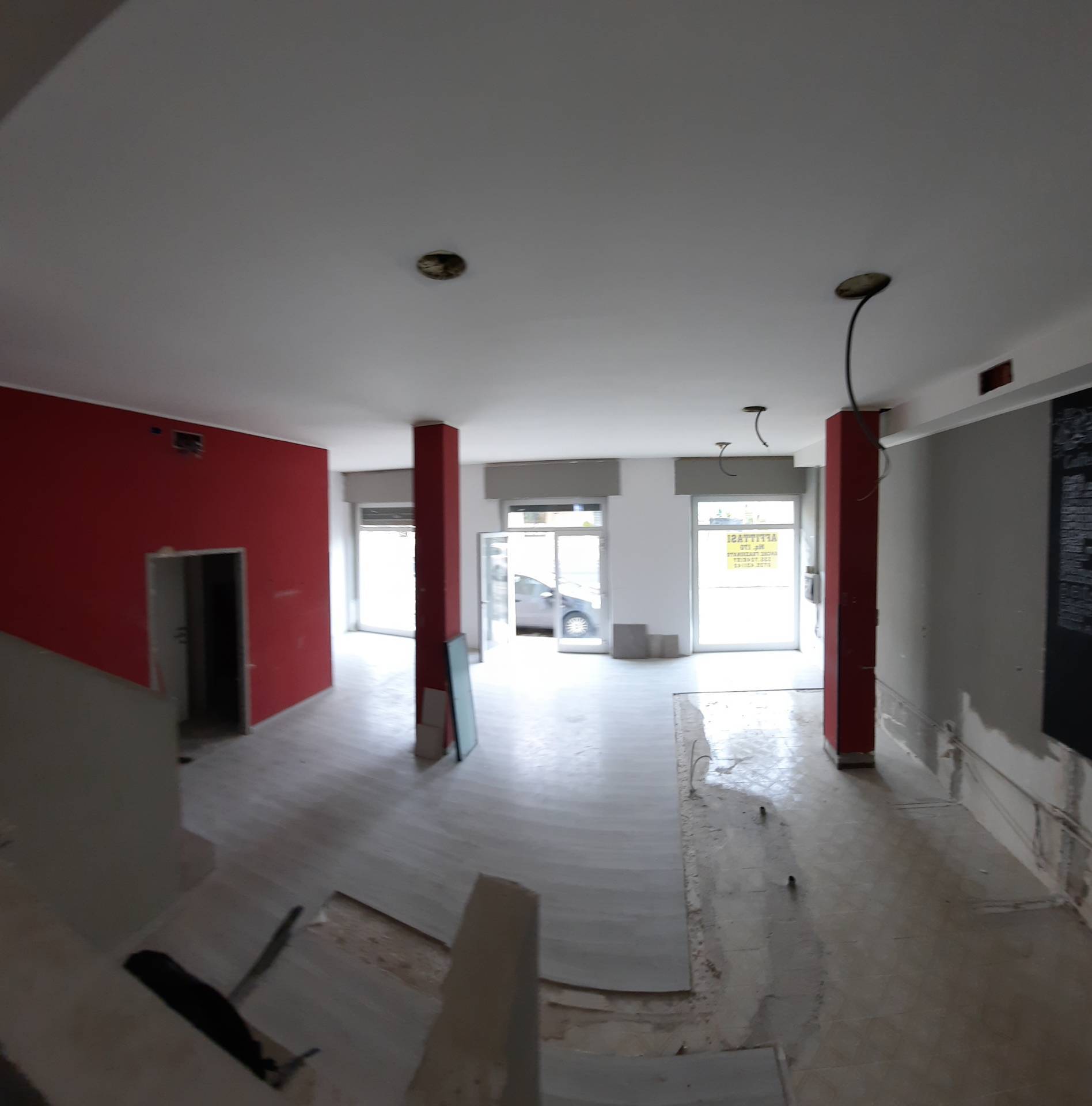 Locale commerciale in affitto a Castel di Lama, Castel di Lama Basso