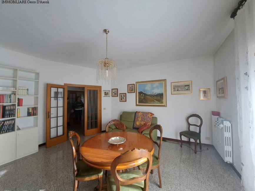 Appartamento con giardino in vendita a Castignano