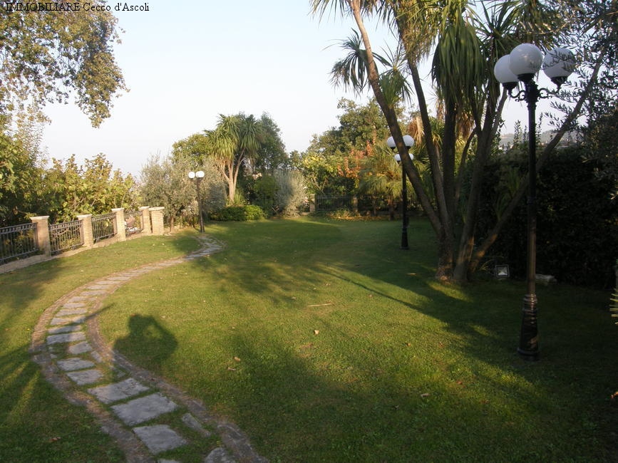 Villa in vendita a Folignano, Villa Pigna