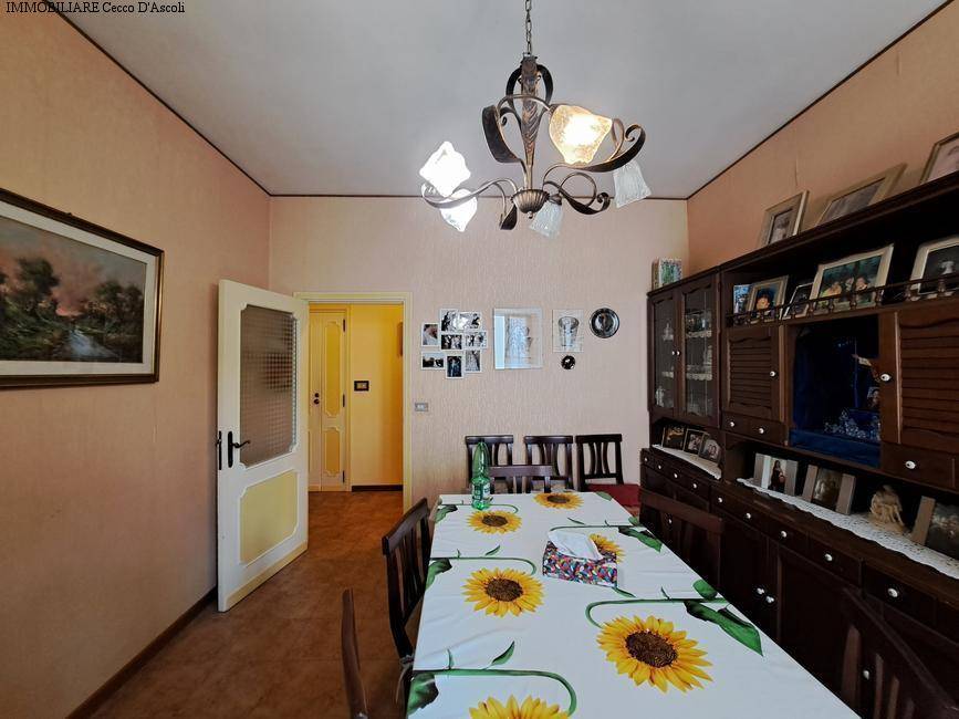 Appartamento con giardino in vendita a Ascoli Piceno, Centro Storico