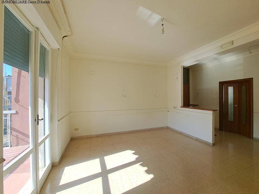 Appartamento in vendita a Ascoli Piceno, Borgo Solest