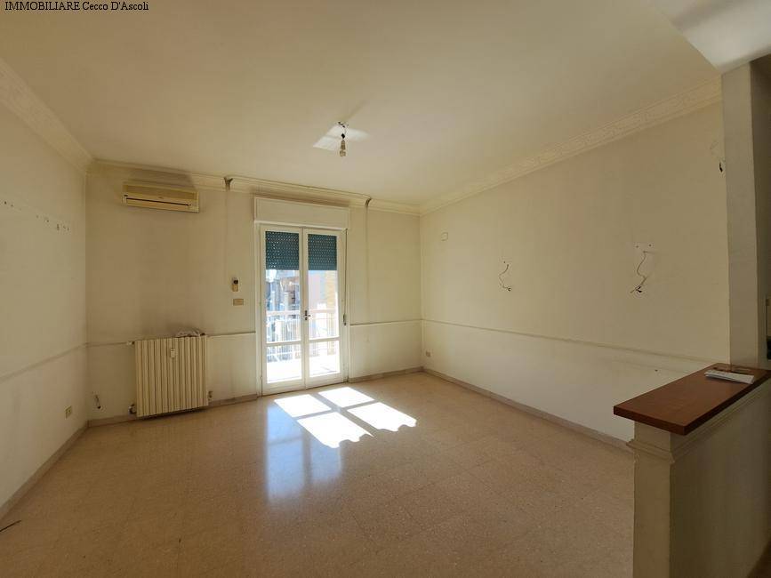 Appartamento in vendita a Ascoli Piceno, Borgo Solest