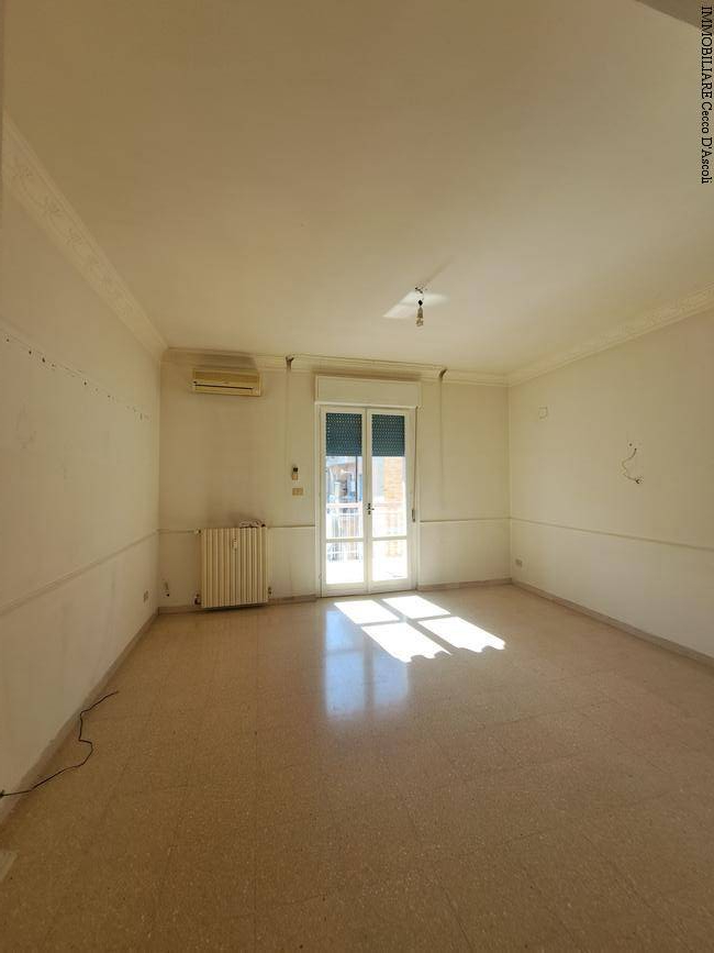 Appartamento in vendita a Ascoli Piceno, Borgo Solest