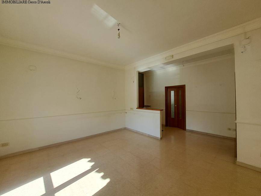 Appartamento in vendita a Ascoli Piceno, Borgo Solest