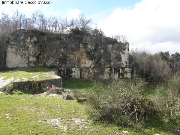 Rustico in vendita a Ascoli Piceno, Colle San Marco
