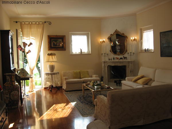 Villa in vendita a Ascoli Piceno