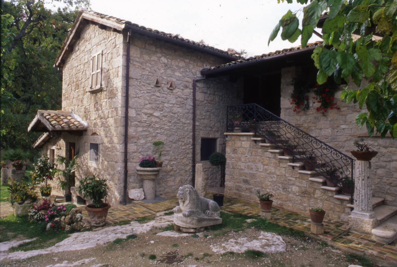 Casolare in vendita a Ascoli Piceno, Rosara