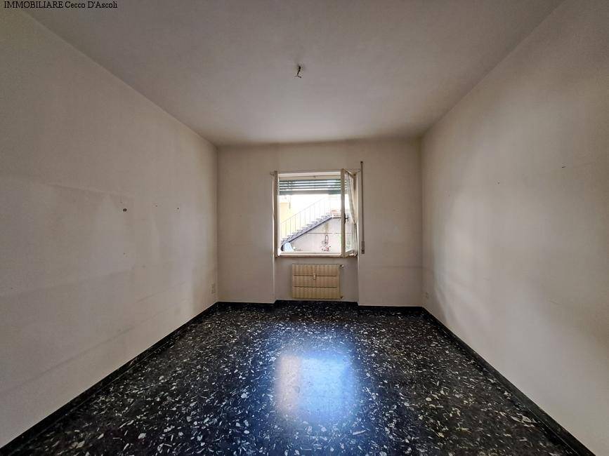 Appartamento con terrazzo in vendita a Ascoli Piceno, Piazzarola
