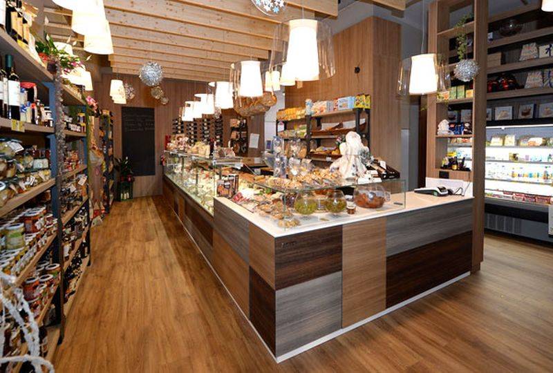 ATTIVITA' COMMERCIALE in vendita a Ascoli Piceno