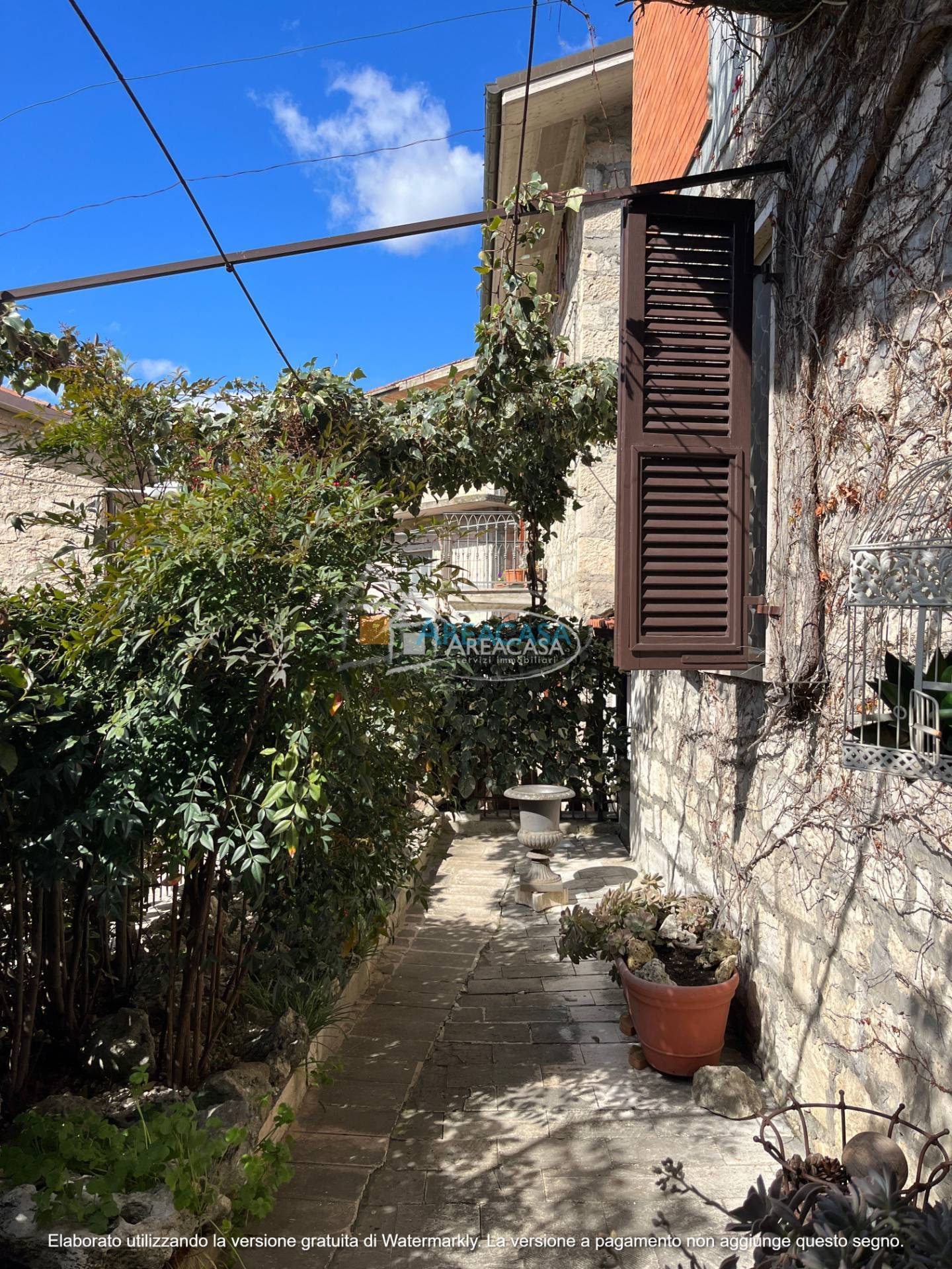 Casa singola in vendita a Acquasanta Terme, Centrale